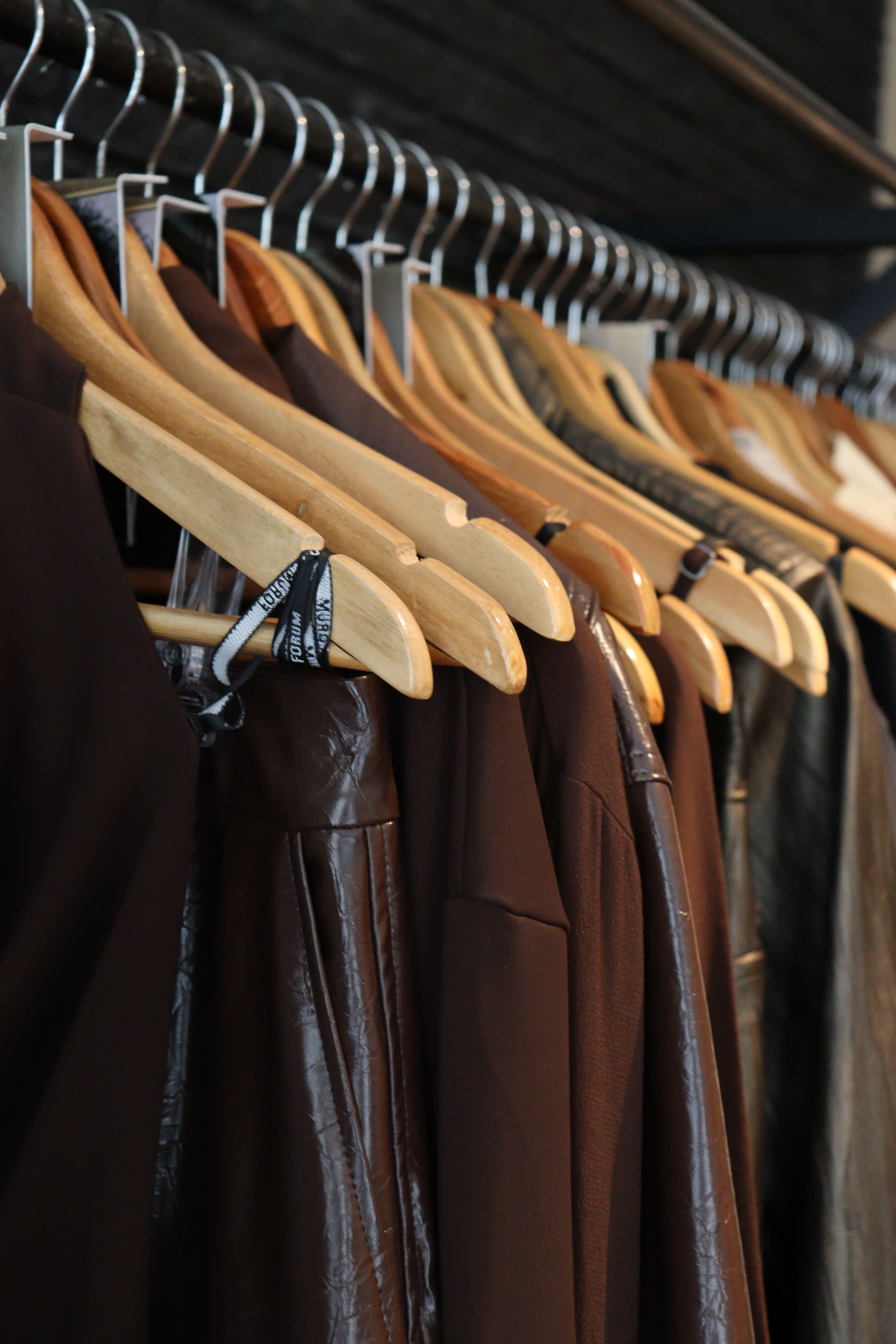 Vougan — peças no cabide